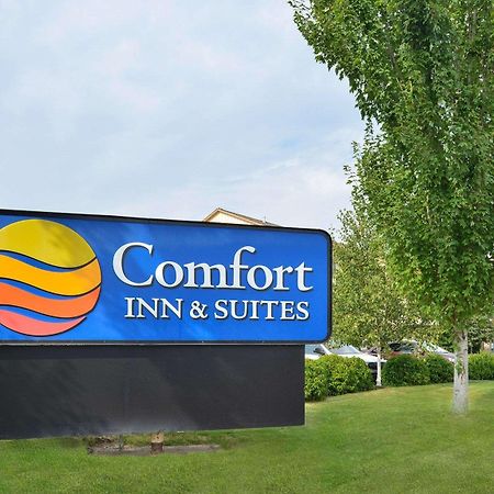 Comfort Inn & Suites Mcminnville Wine Country מראה חיצוני תמונה