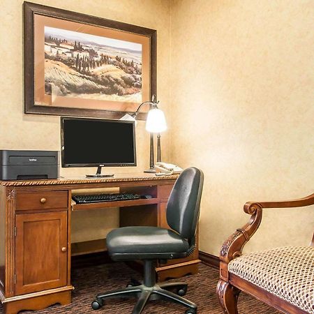 Comfort Inn & Suites Mcminnville Wine Country מראה חיצוני תמונה