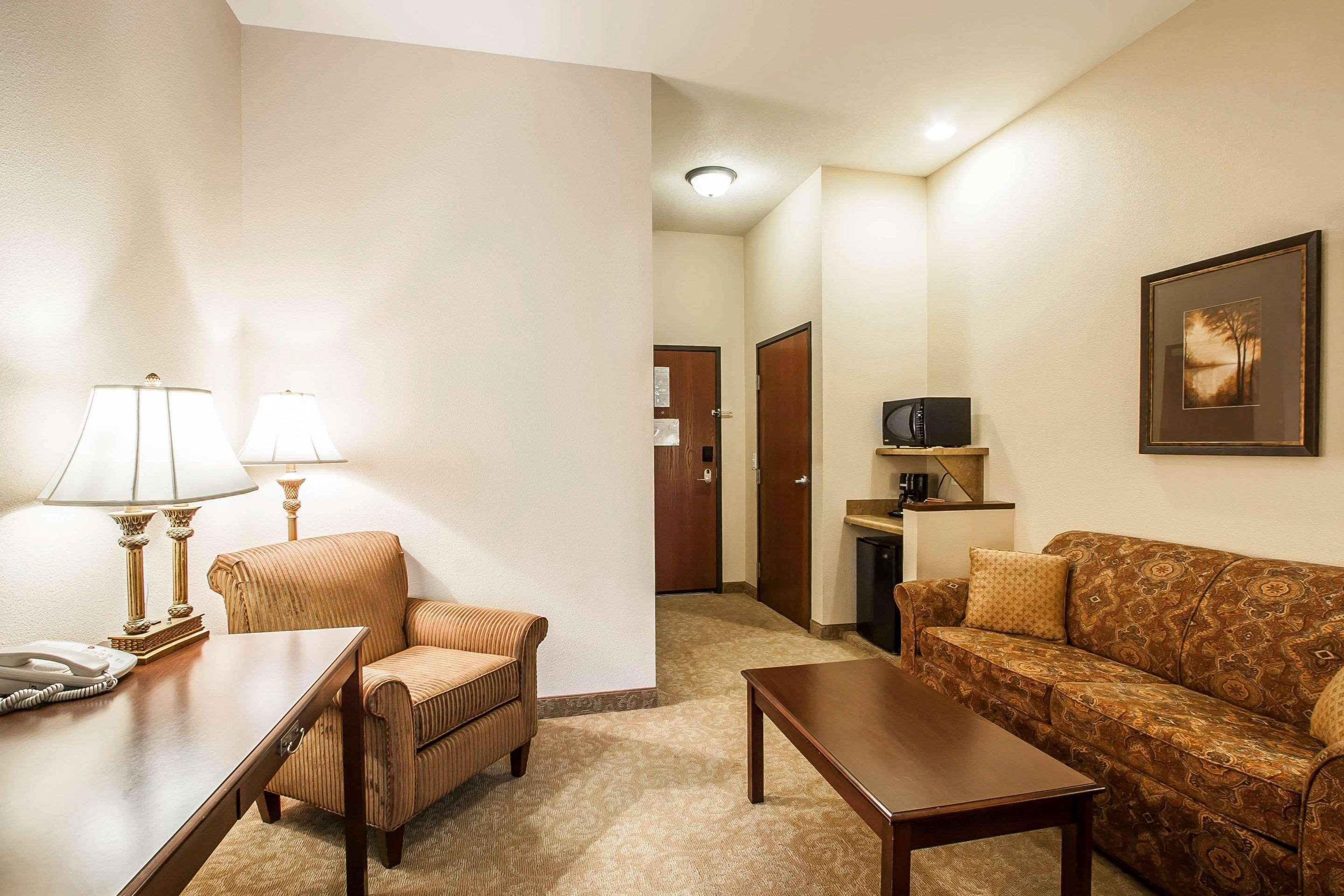 Comfort Inn & Suites Mcminnville Wine Country מראה חיצוני תמונה