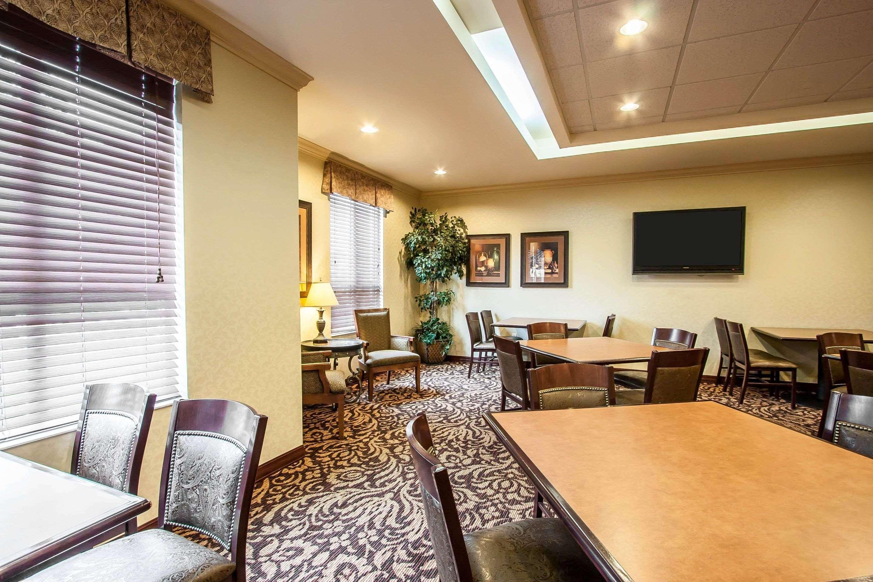 Comfort Inn & Suites Mcminnville Wine Country מראה חיצוני תמונה
