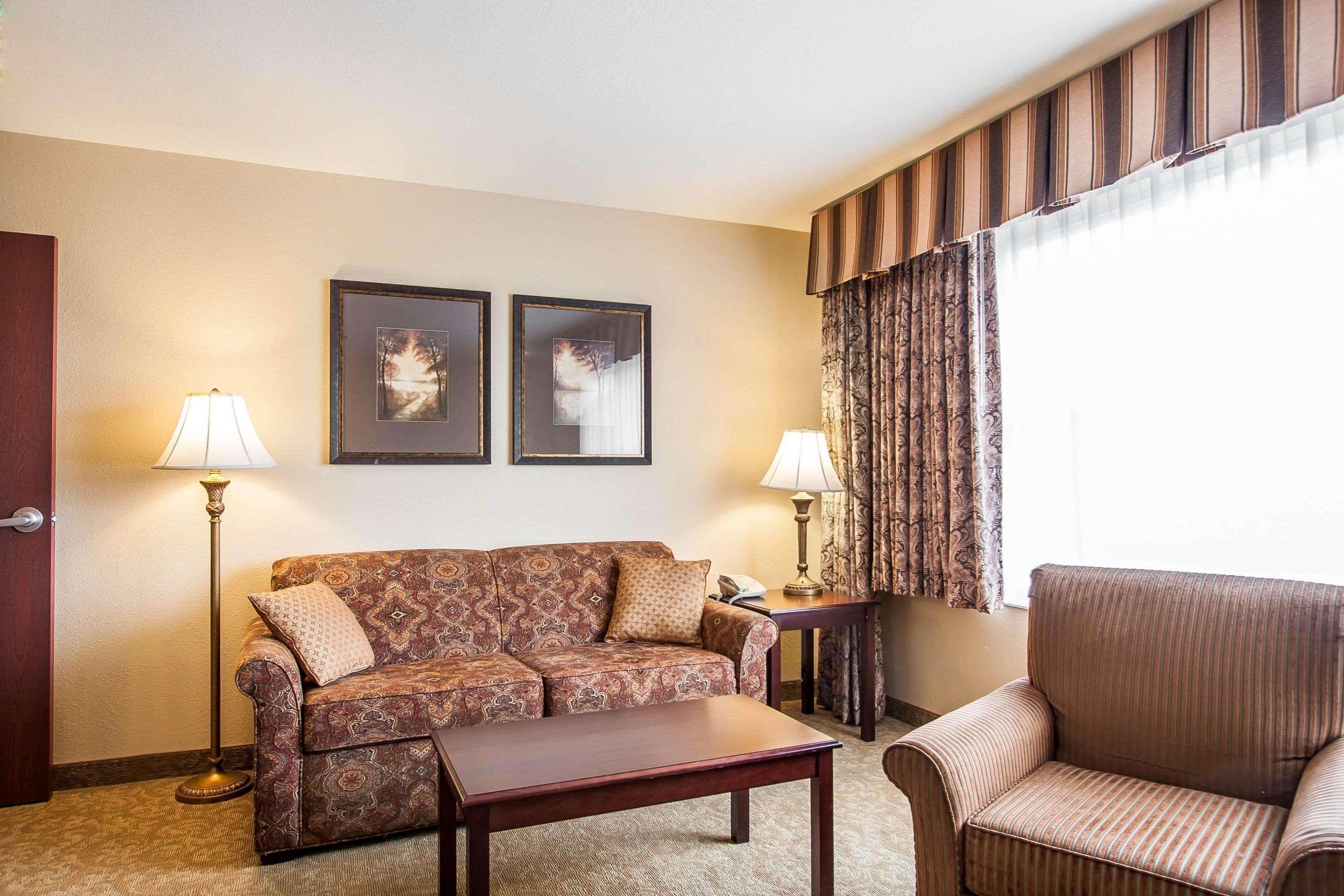Comfort Inn & Suites Mcminnville Wine Country מראה חיצוני תמונה