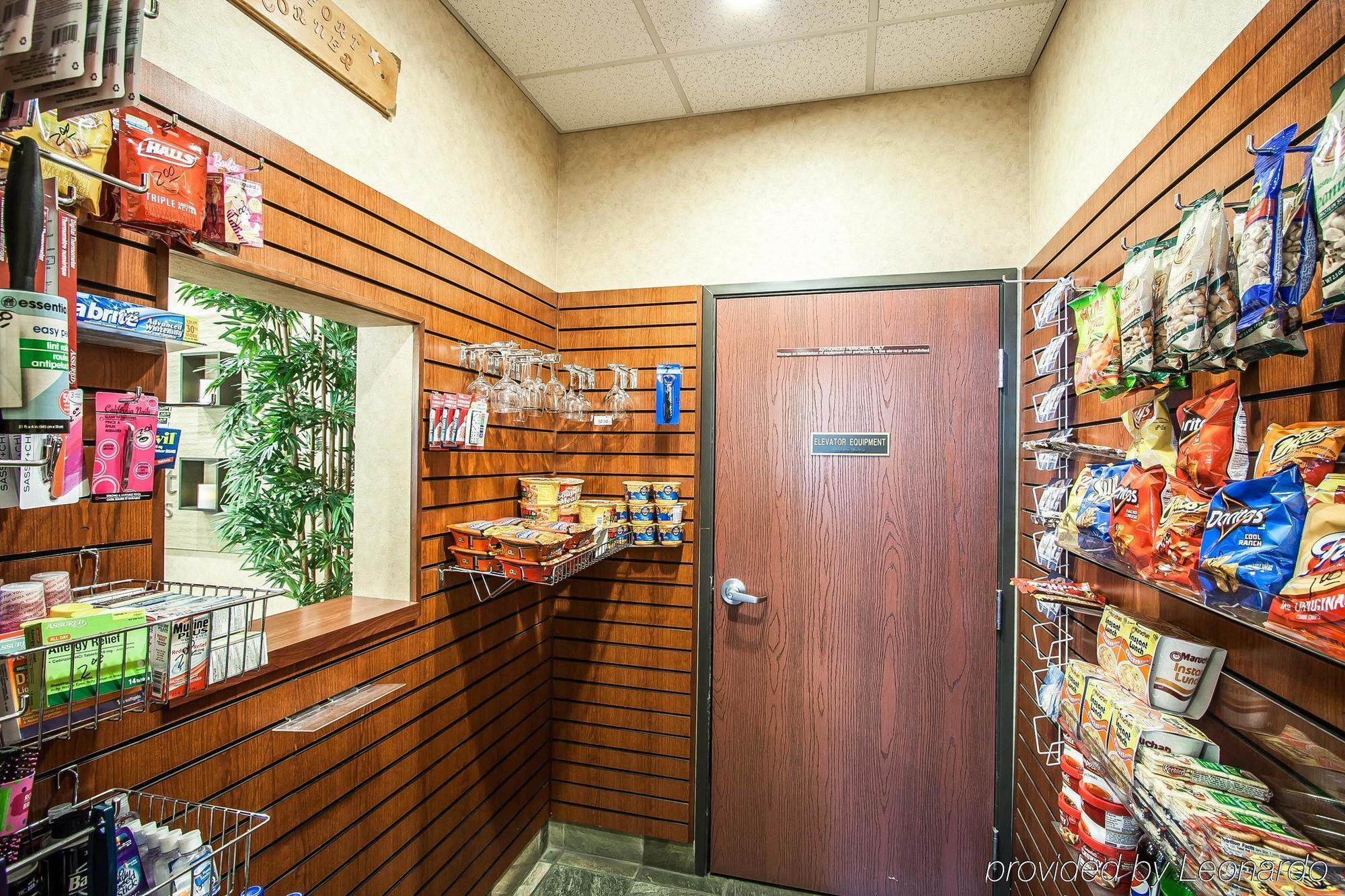Comfort Inn & Suites Mcminnville Wine Country מראה חיצוני תמונה